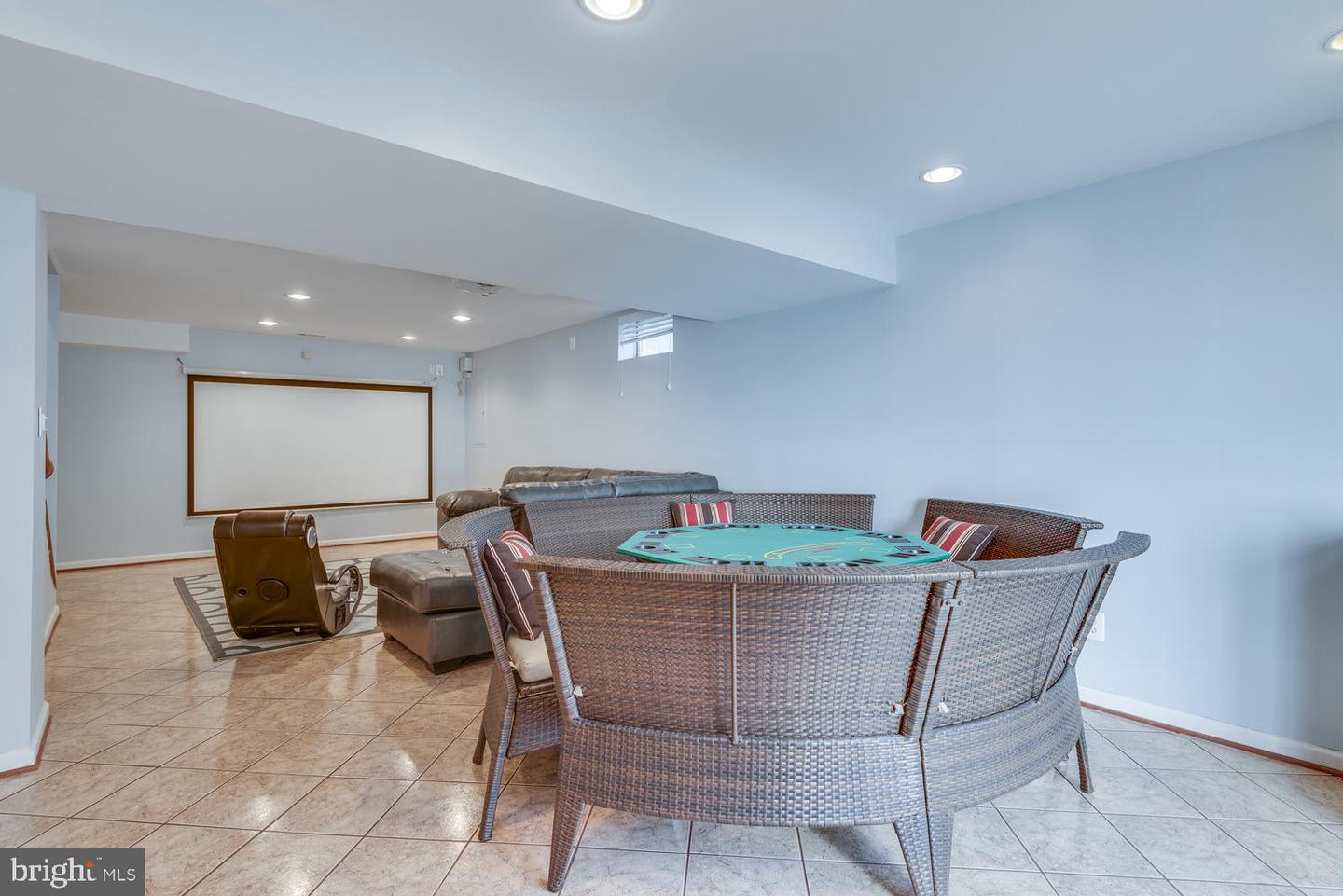 10857 HUNTER GATE WAY, RESTON, Virginia 20194, 4 Bedrooms Bedrooms, ,3 BathroomsBathrooms,Residential,For sale,10857 HUNTER GATE WAY,VAFX2231234 MLS # VAFX2231234
