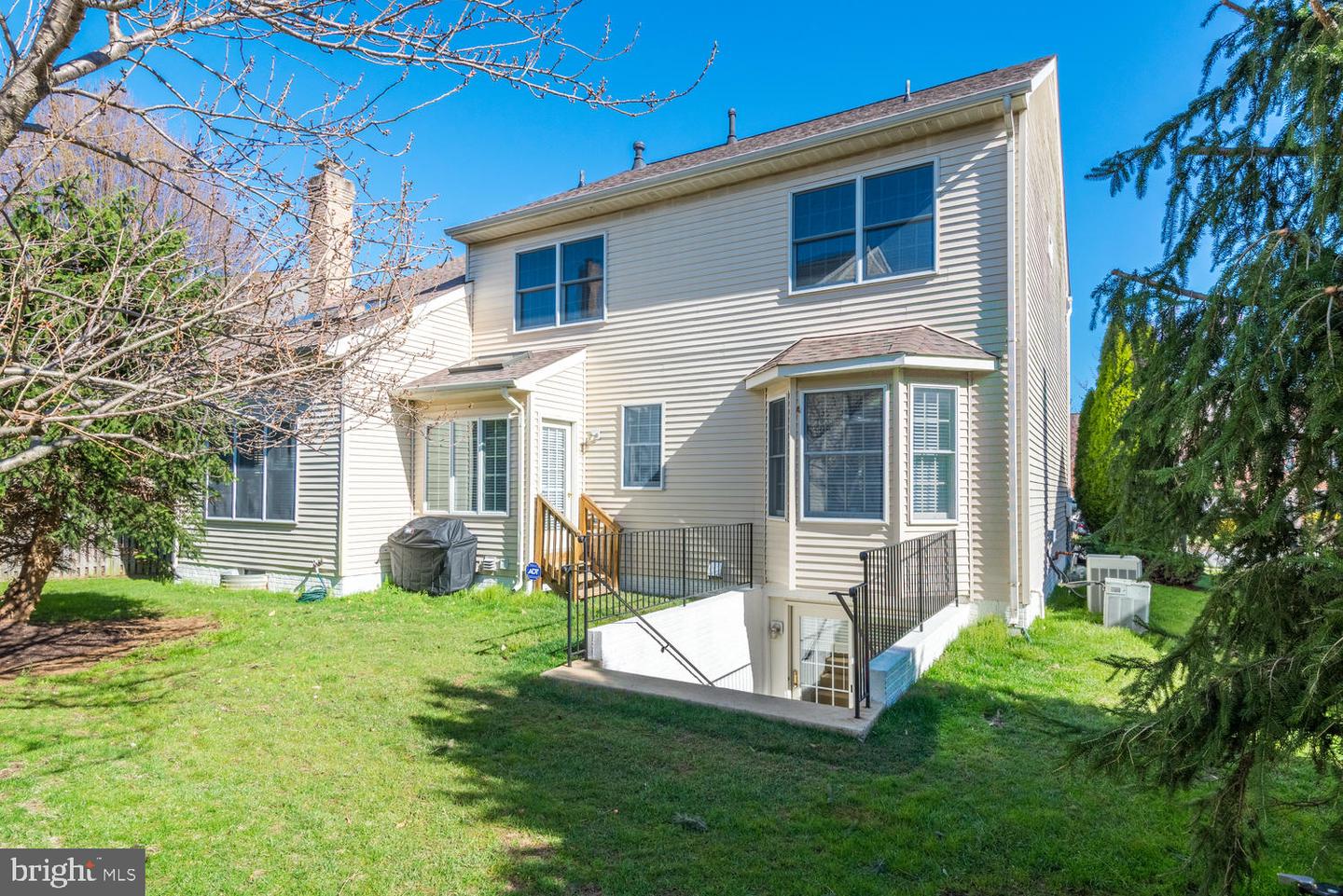 10857 HUNTER GATE WAY, RESTON, Virginia 20194, 4 Bedrooms Bedrooms, ,3 BathroomsBathrooms,Residential,For sale,10857 HUNTER GATE WAY,VAFX2231234 MLS # VAFX2231234