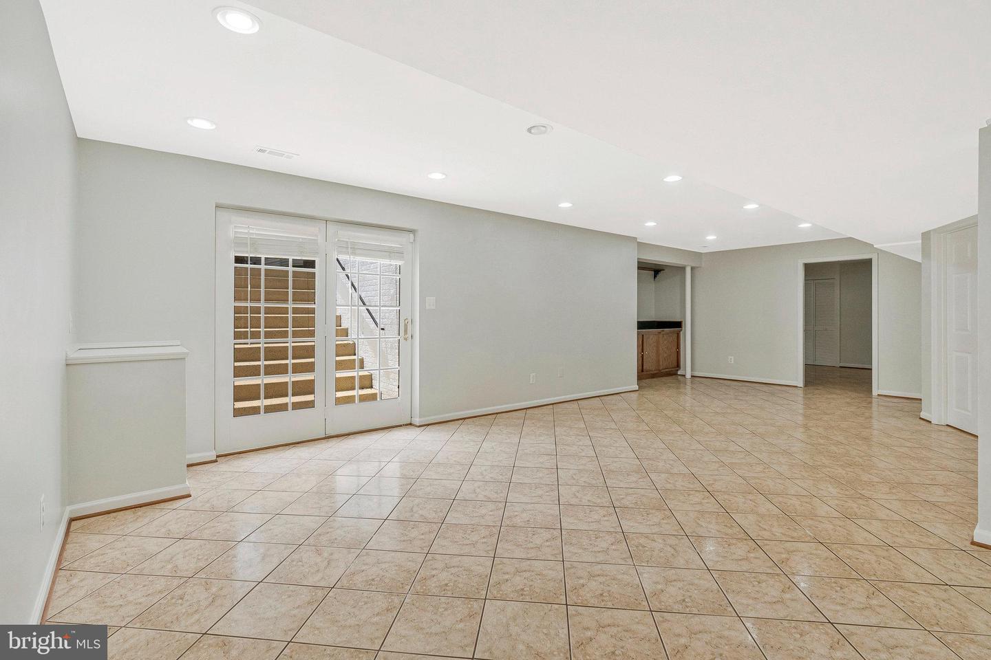 10857 HUNTER GATE WAY, RESTON, Virginia 20194, 4 Bedrooms Bedrooms, ,3 BathroomsBathrooms,Residential,For sale,10857 HUNTER GATE WAY,VAFX2231234 MLS # VAFX2231234
