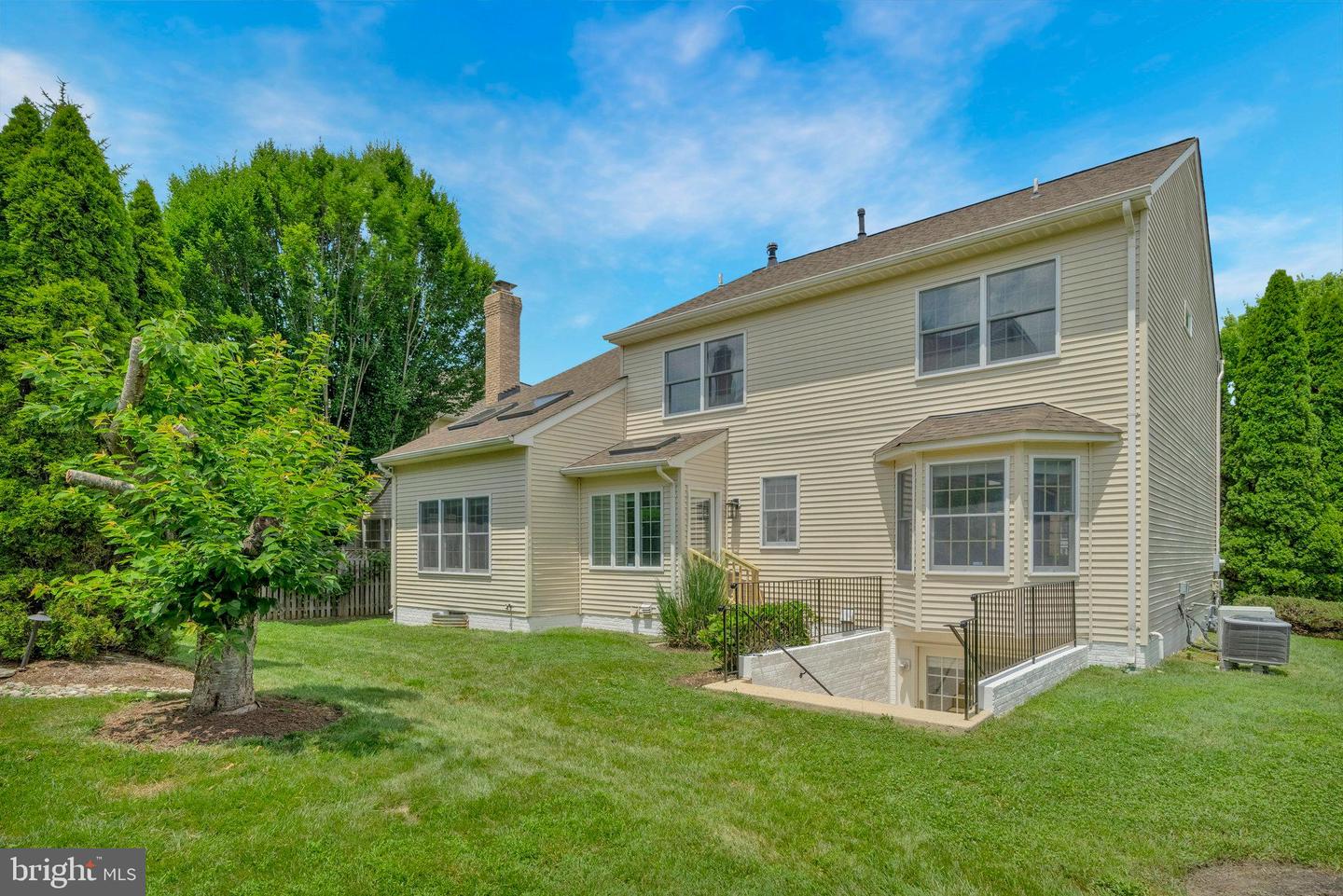10857 HUNTER GATE WAY, RESTON, Virginia 20194, 4 Bedrooms Bedrooms, ,3 BathroomsBathrooms,Residential,For sale,10857 HUNTER GATE WAY,VAFX2231234 MLS # VAFX2231234