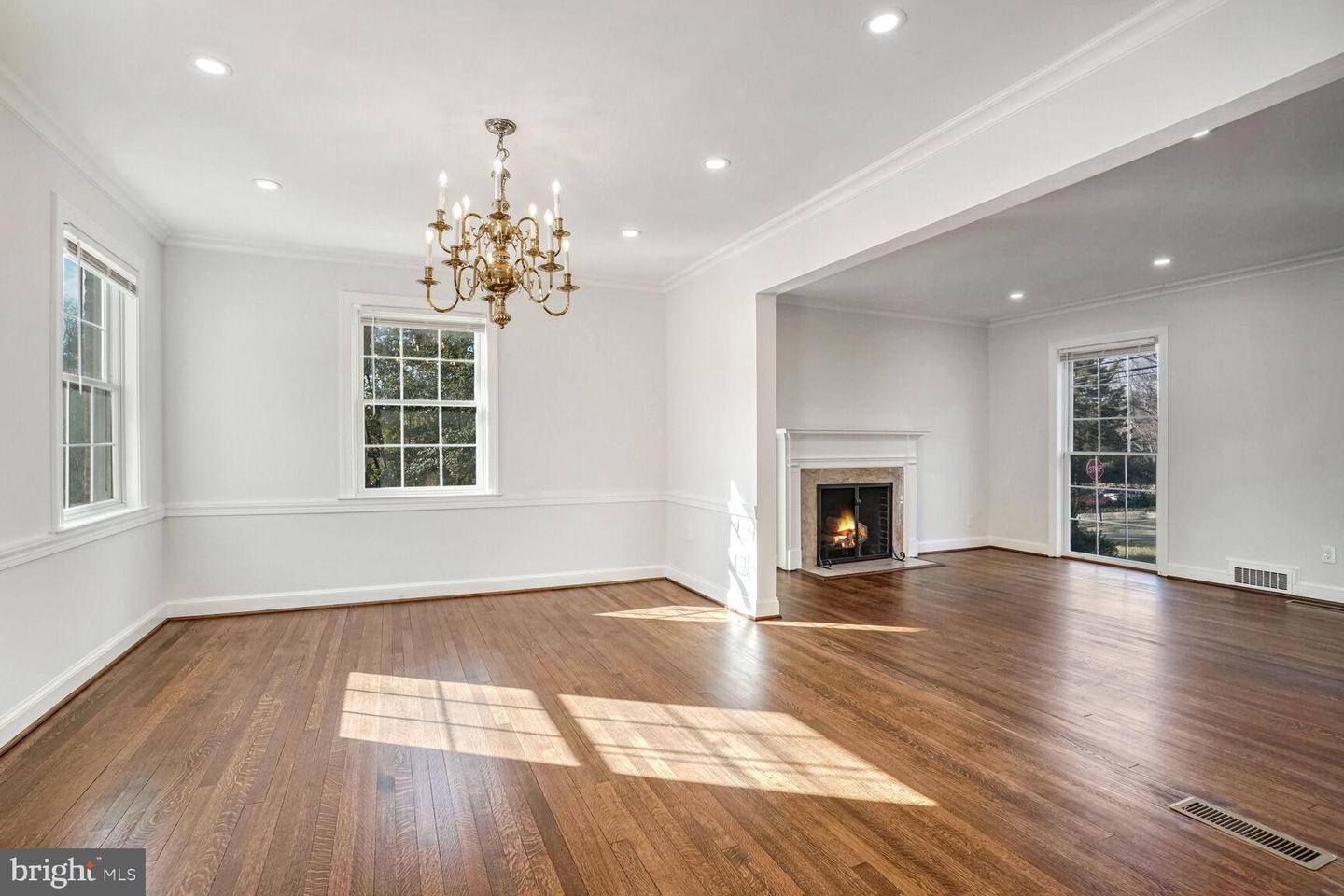 4224 VAN NESS ST NW, WASHINGTON, District Of Columbia 20016, 7 Bedrooms Bedrooms, ,6 BathroomsBathrooms,Residential,For sale,4224 VAN NESS ST NW,DCDC2193544 MLS # DCDC2193544