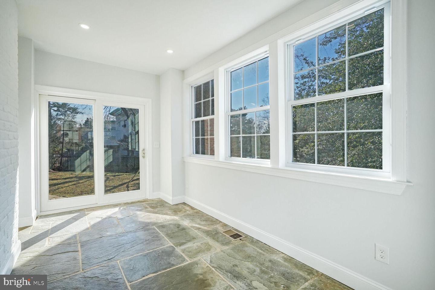 4224 VAN NESS ST NW, WASHINGTON, District Of Columbia 20016, 7 Bedrooms Bedrooms, ,6 BathroomsBathrooms,Residential,For sale,4224 VAN NESS ST NW,DCDC2193544 MLS # DCDC2193544