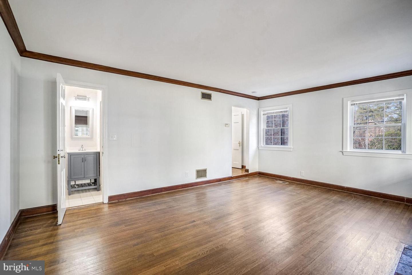 4224 VAN NESS ST NW, WASHINGTON, District Of Columbia 20016, 7 Bedrooms Bedrooms, ,6 BathroomsBathrooms,Residential,For sale,4224 VAN NESS ST NW,DCDC2193544 MLS # DCDC2193544