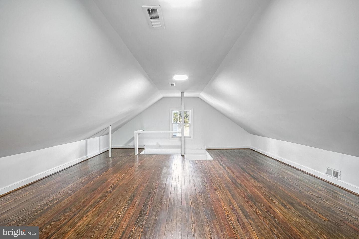 4224 VAN NESS ST NW, WASHINGTON, District Of Columbia 20016, 7 Bedrooms Bedrooms, ,6 BathroomsBathrooms,Residential,For sale,4224 VAN NESS ST NW,DCDC2193544 MLS # DCDC2193544