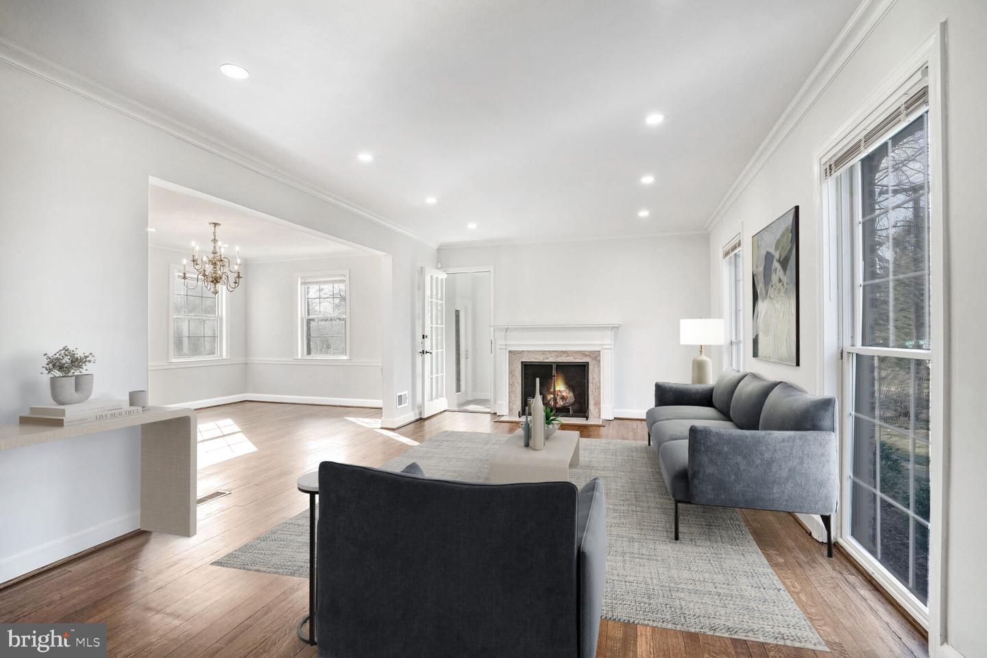 4224 VAN NESS ST NW, WASHINGTON, District Of Columbia 20016, 7 Bedrooms Bedrooms, ,6 BathroomsBathrooms,Residential,For sale,4224 VAN NESS ST NW,DCDC2193544 MLS # DCDC2193544