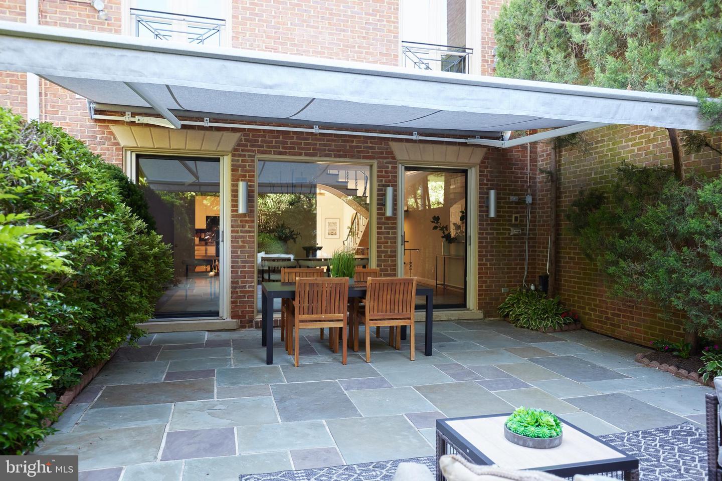 1802 KALORAMA SQ NW #16, WASHINGTON, District Of Columbia 20008, 4 Bedrooms Bedrooms, ,4 BathroomsBathrooms,Residential,For sale,1802 KALORAMA SQ NW #16,DCDC2193616 MLS # DCDC2193616