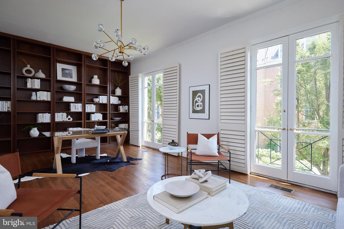 1802 KALORAMA SQ NW #16, WASHINGTON, District Of Columbia 20008, 4 Bedrooms Bedrooms, ,4 BathroomsBathrooms,Residential,For sale,1802 KALORAMA SQ NW #16,DCDC2193616 MLS # DCDC2193616