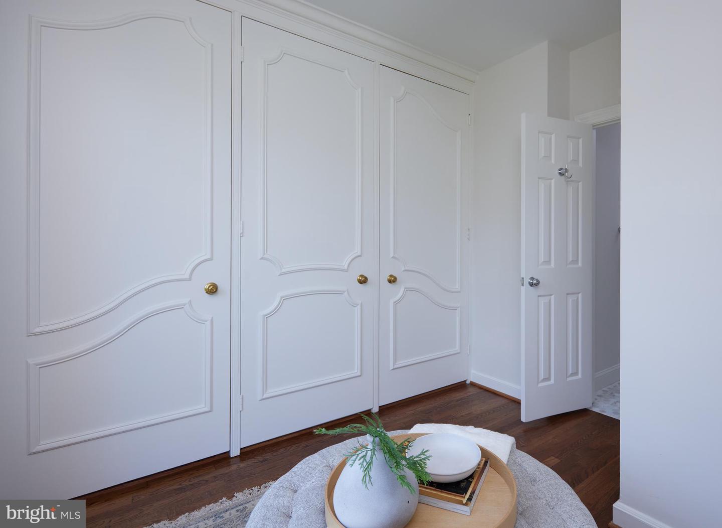 1802 KALORAMA SQ NW #16, WASHINGTON, District Of Columbia 20008, 4 Bedrooms Bedrooms, ,4 BathroomsBathrooms,Residential,For sale,1802 KALORAMA SQ NW #16,DCDC2193616 MLS # DCDC2193616