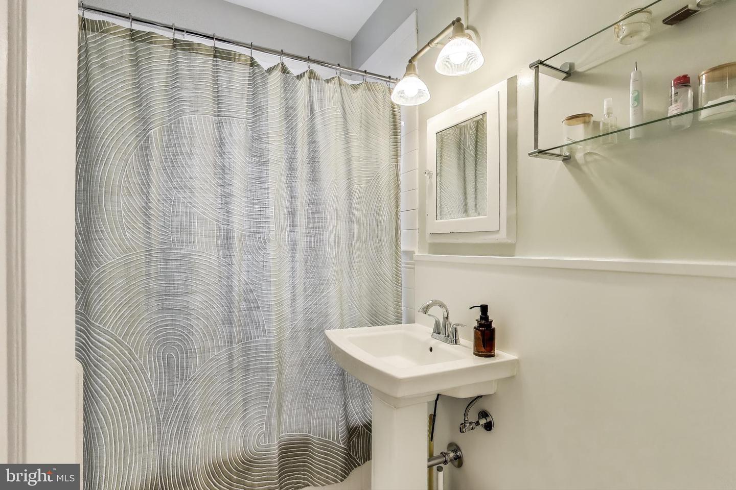 2707 ADAMS MILL RD NW #206, WASHINGTON, District Of Columbia 20009, 1 Bedroom Bedrooms, ,1 BathroomBathrooms,Residential,For sale,2707 ADAMS MILL RD NW #206,DCDC2194516 MLS # DCDC2194516