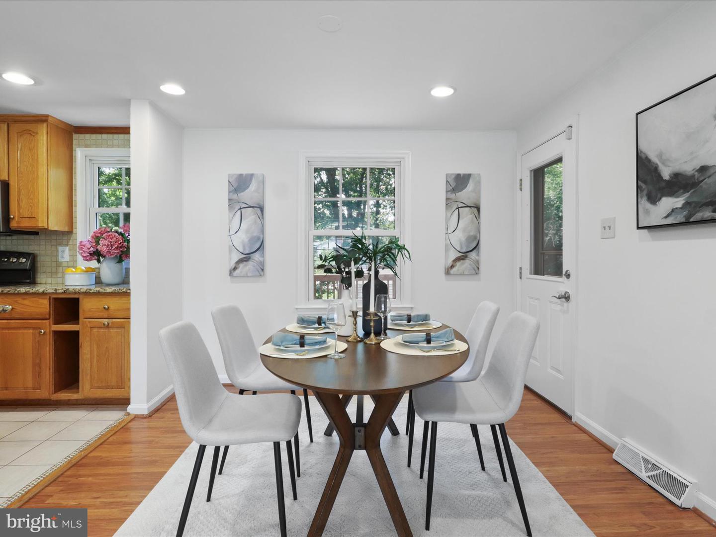 6224 THORNWOOD DR, ALEXANDRIA, Virginia 22310, 5 Bedrooms Bedrooms, ,3 BathroomsBathrooms,Residential,For sale,6224 THORNWOOD DR,VAFX2233566 MLS # VAFX2233566