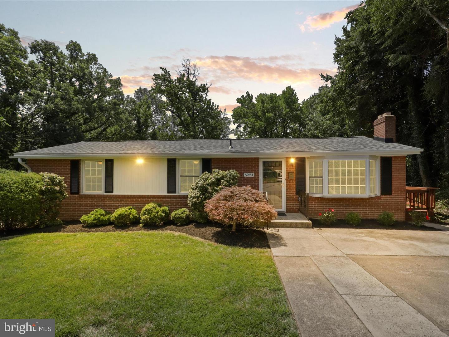 6224 THORNWOOD DR, ALEXANDRIA, Virginia 22310, 5 Bedrooms Bedrooms, ,3 BathroomsBathrooms,Residential,For sale,6224 THORNWOOD DR,VAFX2233566 MLS # VAFX2233566