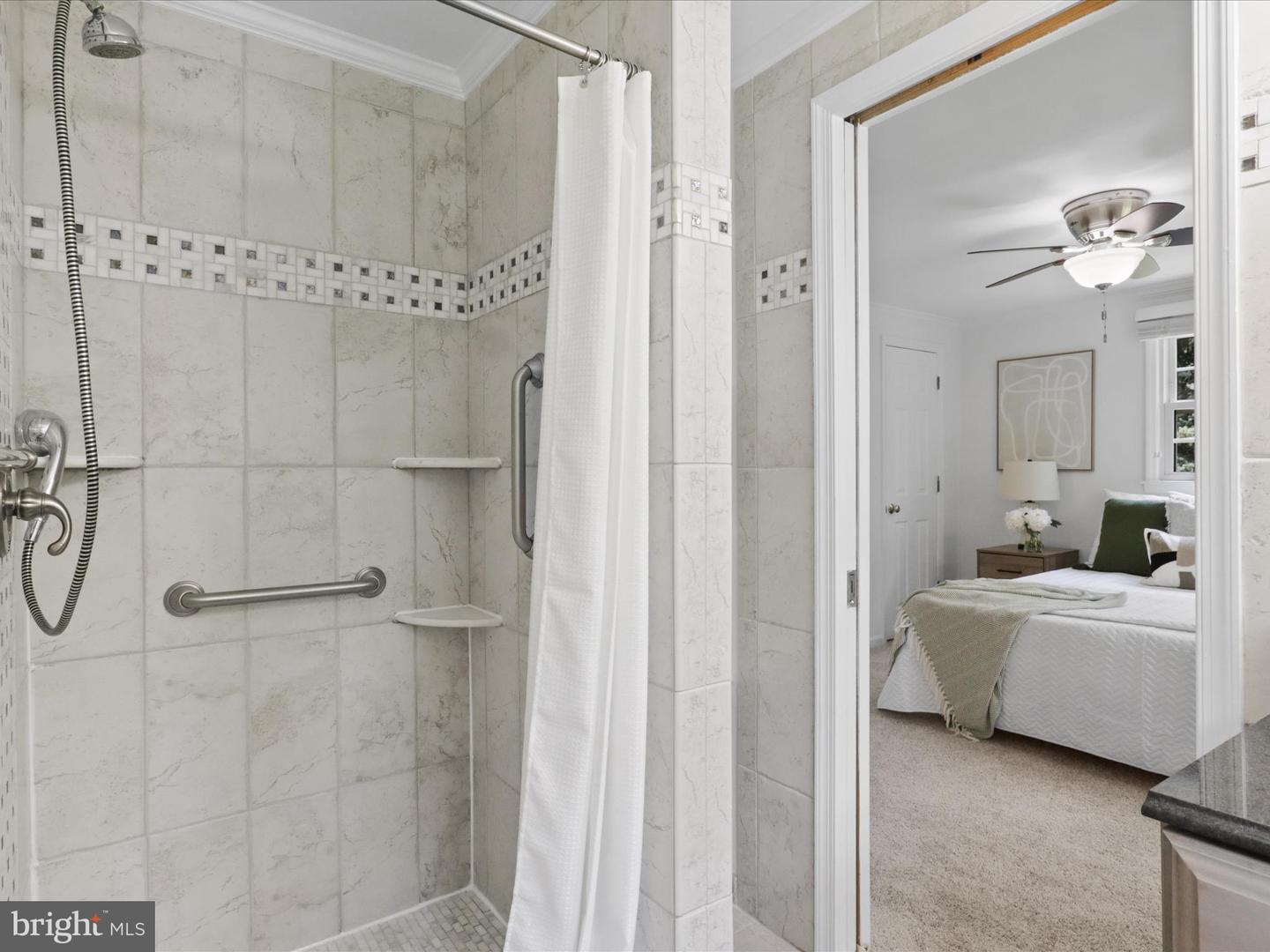 6224 THORNWOOD DR, ALEXANDRIA, Virginia 22310, 5 Bedrooms Bedrooms, ,3 BathroomsBathrooms,Residential,For sale,6224 THORNWOOD DR,VAFX2233566 MLS # VAFX2233566