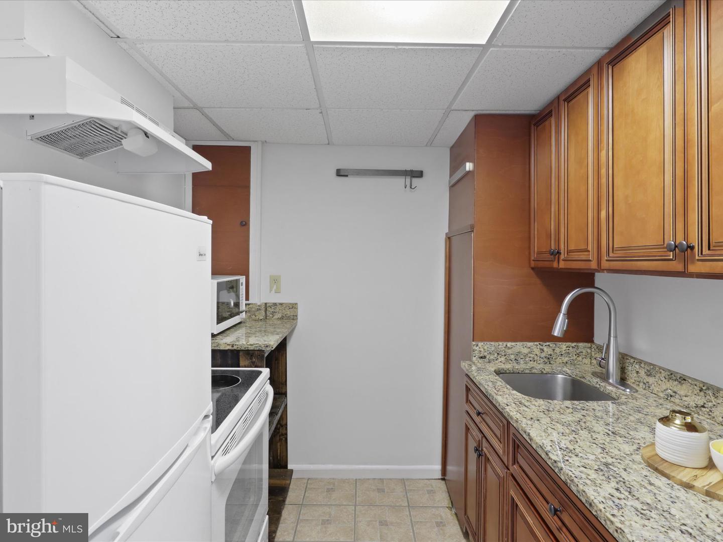 6224 THORNWOOD DR, ALEXANDRIA, Virginia 22310, 5 Bedrooms Bedrooms, ,3 BathroomsBathrooms,Residential,For sale,6224 THORNWOOD DR,VAFX2233566 MLS # VAFX2233566