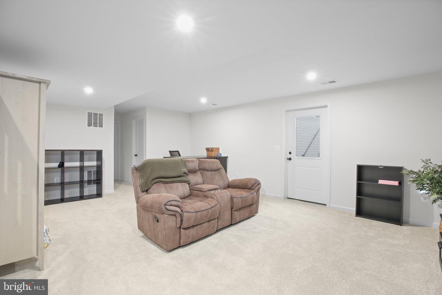 2213 RUFFINS RESERVE WAY, FREDERICKSBURG, Virginia 22408, 4 Bedrooms Bedrooms, ,3 BathroomsBathrooms,Residential,For sale,2213 RUFFINS RESERVE WAY,VASP2032188 MLS # VASP2032188