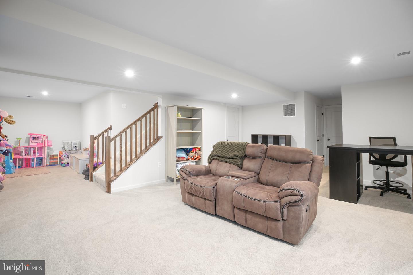 2213 RUFFINS RESERVE WAY, FREDERICKSBURG, Virginia 22408, 4 Bedrooms Bedrooms, ,3 BathroomsBathrooms,Residential,For sale,2213 RUFFINS RESERVE WAY,VASP2032188 MLS # VASP2032188