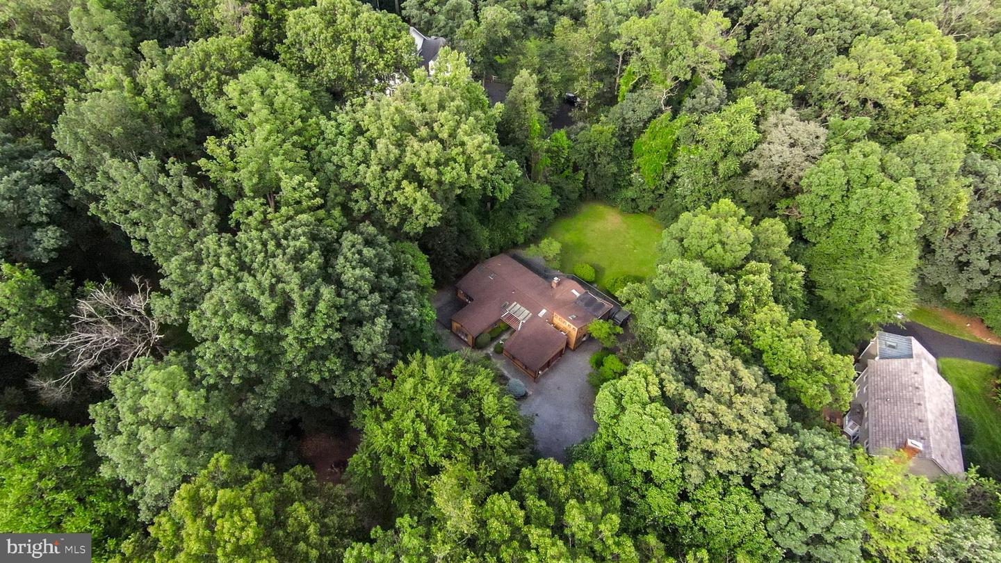341 RIVER BEND RD, GREAT FALLS, Virginia 22066, 3 Bedrooms Bedrooms, ,4 BathroomsBathrooms,Residential,For sale,341 RIVER BEND RD,VAFX2233758 MLS # VAFX2233758