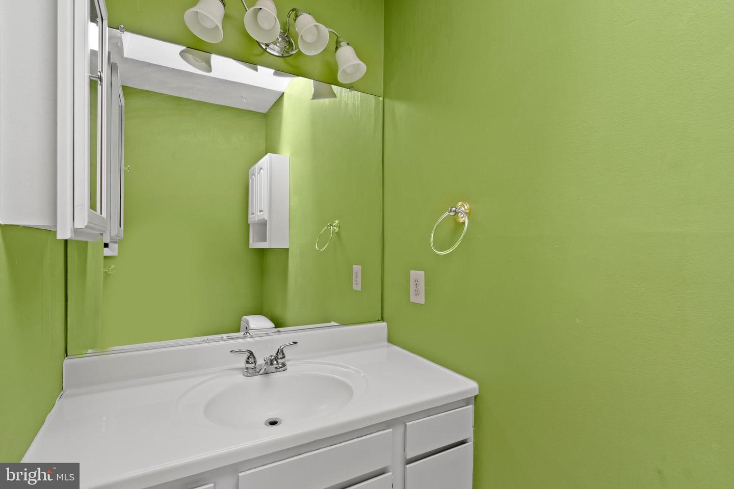 341 RIVER BEND RD, GREAT FALLS, Virginia 22066, 3 Bedrooms Bedrooms, ,4 BathroomsBathrooms,Residential,For sale,341 RIVER BEND RD,VAFX2233758 MLS # VAFX2233758