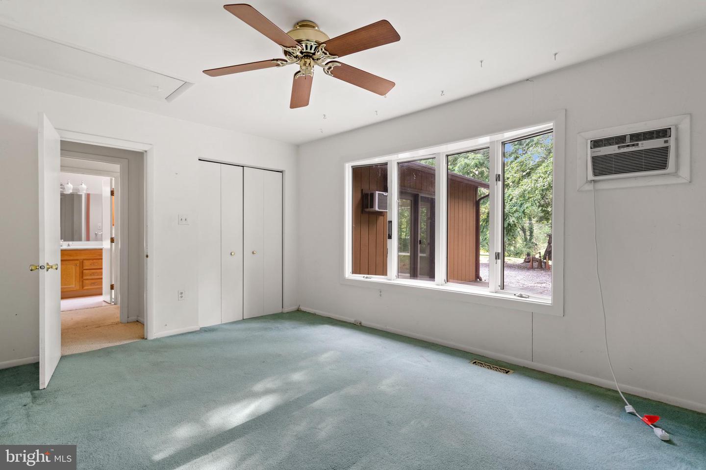 341 RIVER BEND RD, GREAT FALLS, Virginia 22066, 3 Bedrooms Bedrooms, ,4 BathroomsBathrooms,Residential,For sale,341 RIVER BEND RD,VAFX2233758 MLS # VAFX2233758