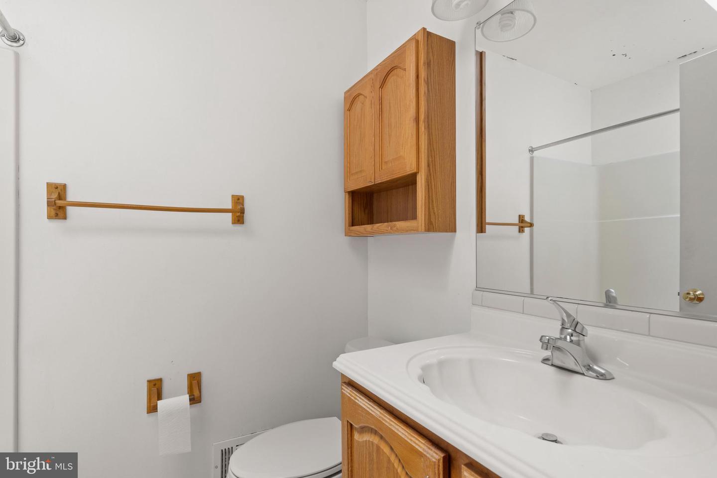 341 RIVER BEND RD, GREAT FALLS, Virginia 22066, 3 Bedrooms Bedrooms, ,4 BathroomsBathrooms,Residential,For sale,341 RIVER BEND RD,VAFX2233758 MLS # VAFX2233758