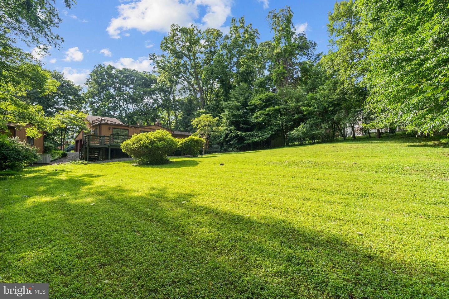 341 RIVER BEND RD, GREAT FALLS, Virginia 22066, 3 Bedrooms Bedrooms, ,4 BathroomsBathrooms,Residential,For sale,341 RIVER BEND RD,VAFX2233758 MLS # VAFX2233758