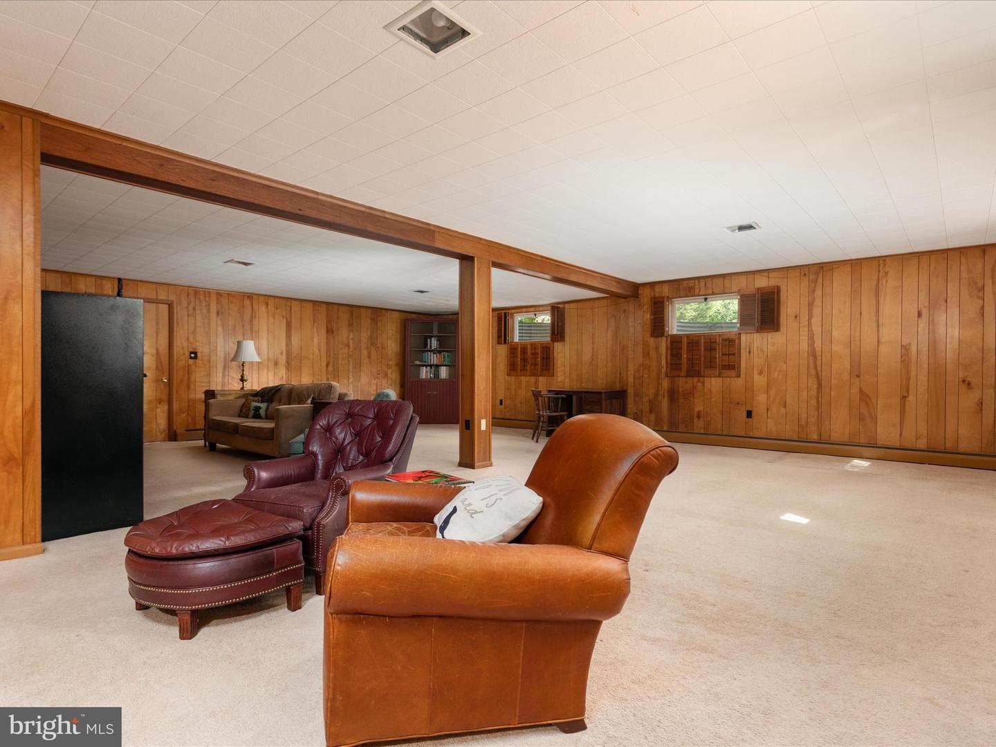 9100 STONEWALL RD, MANASSAS, Virginia 20110, 3 Bedrooms Bedrooms, ,2 BathroomsBathrooms,Residential,For sale,9100 STONEWALL RD,VAMN2008170 MLS # VAMN2008170