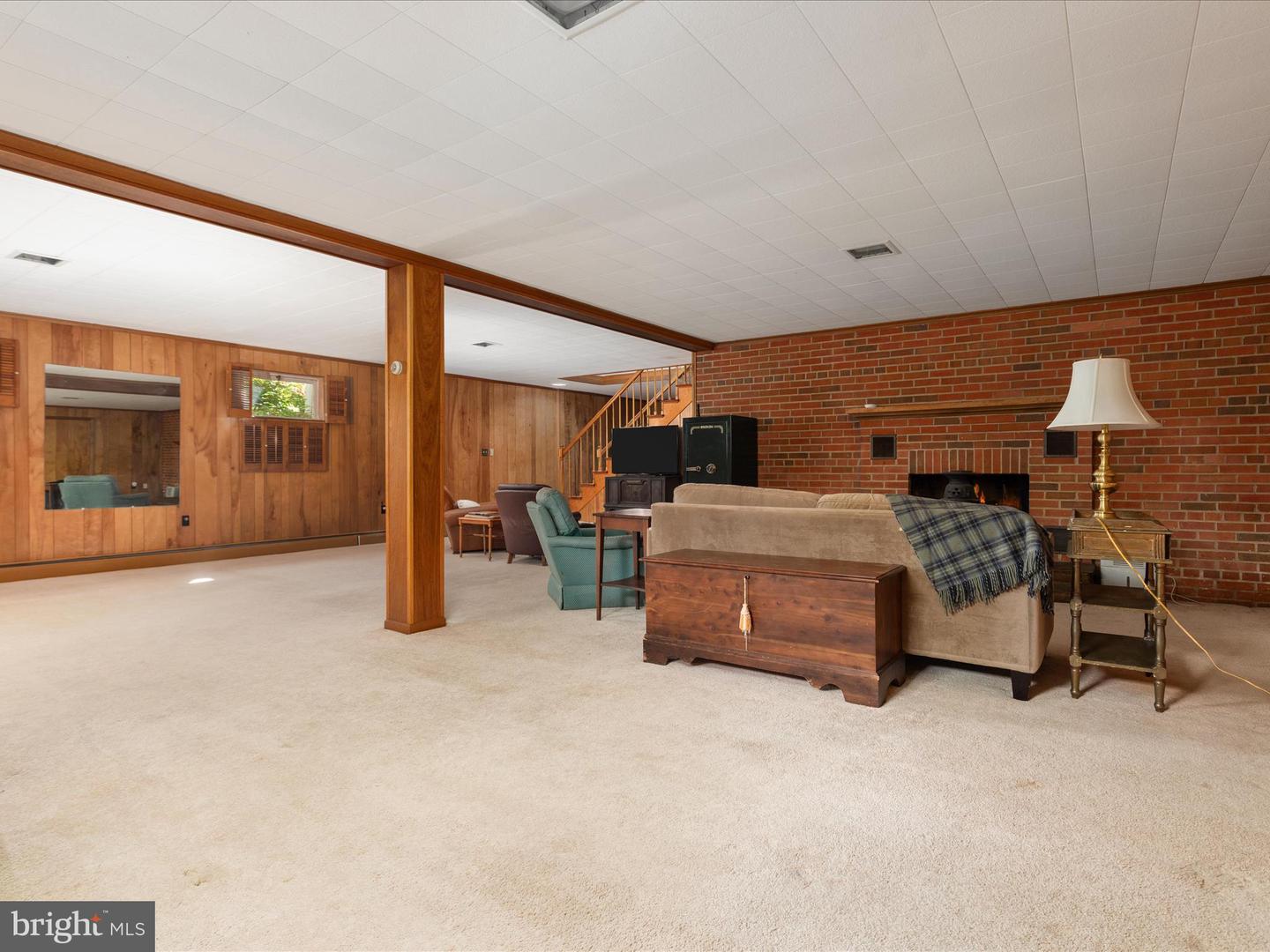 9100 STONEWALL RD, MANASSAS, Virginia 20110, 3 Bedrooms Bedrooms, ,2 BathroomsBathrooms,Residential,For sale,9100 STONEWALL RD,VAMN2008170 MLS # VAMN2008170