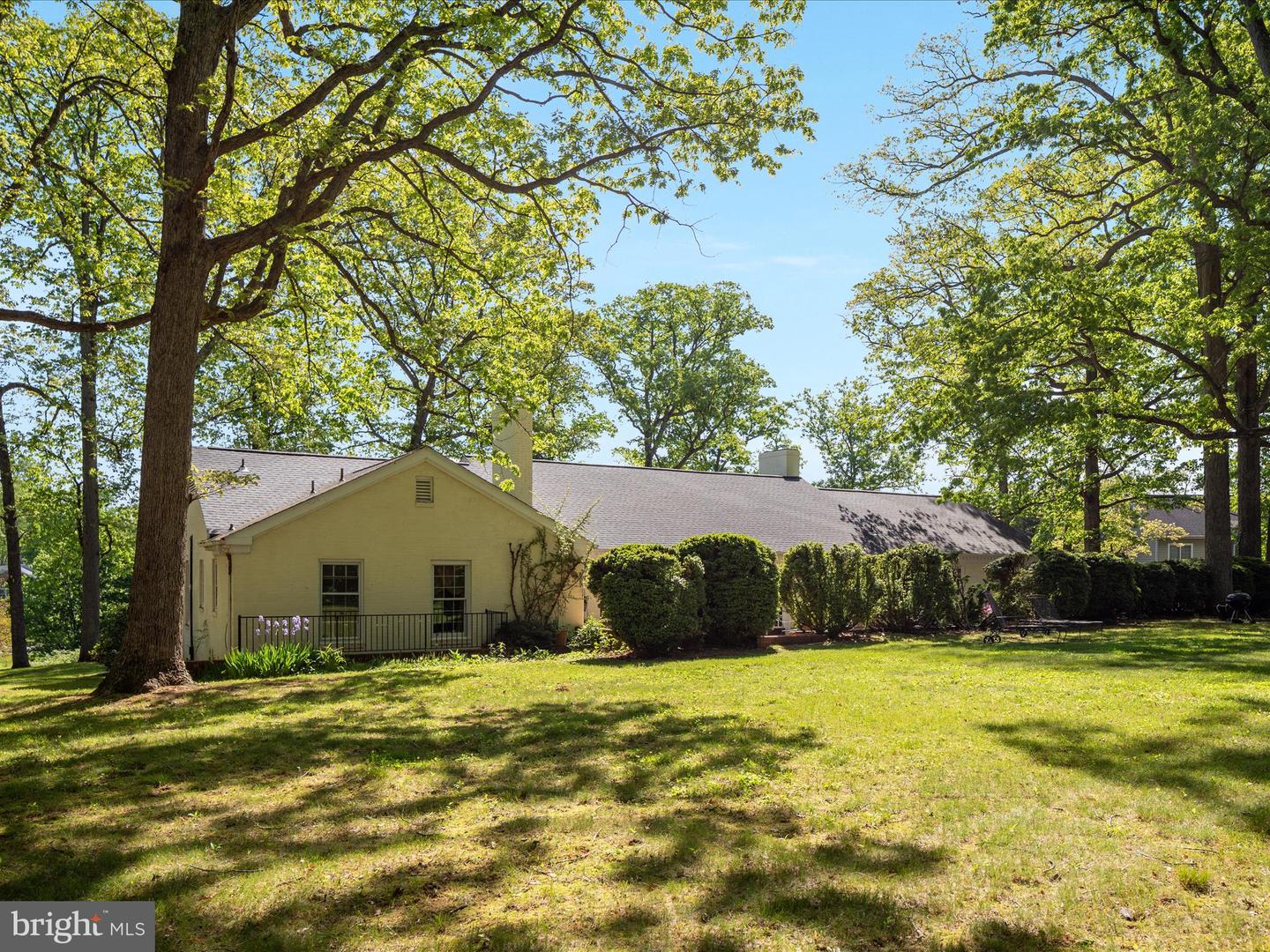 9100 STONEWALL RD, MANASSAS, Virginia 20110, 3 Bedrooms Bedrooms, ,2 BathroomsBathrooms,Residential,For sale,9100 STONEWALL RD,VAMN2008170 MLS # VAMN2008170