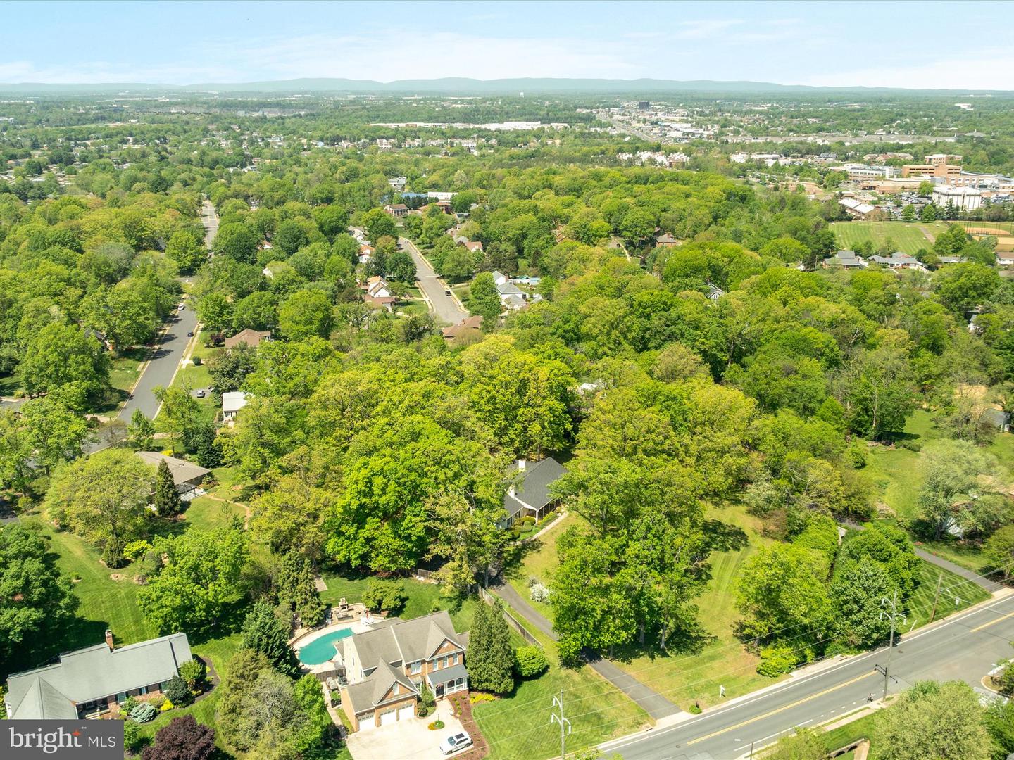 9100 STONEWALL RD, MANASSAS, Virginia 20110, 3 Bedrooms Bedrooms, ,2 BathroomsBathrooms,Residential,For sale,9100 STONEWALL RD,VAMN2008170 MLS # VAMN2008170