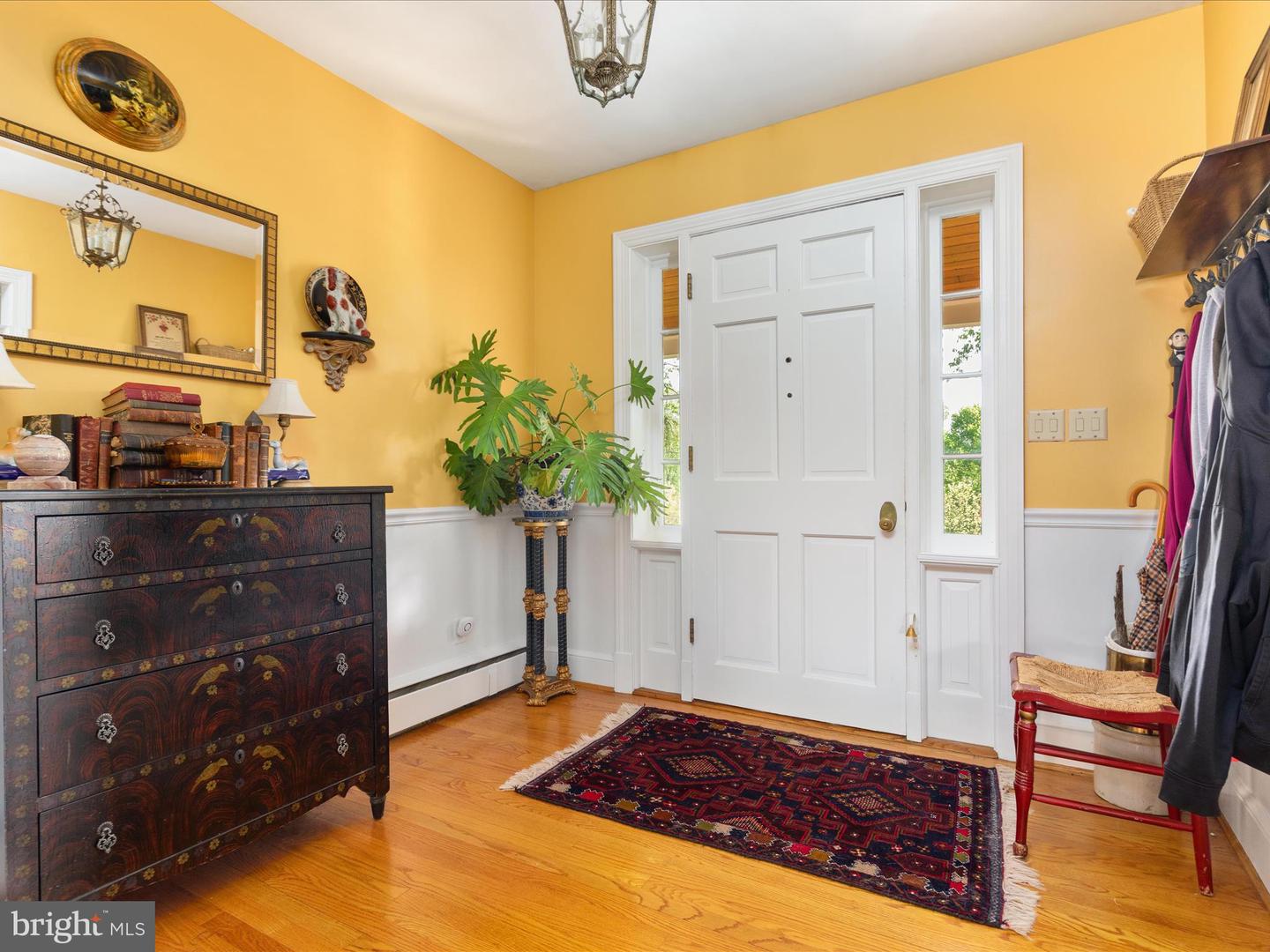 9100 STONEWALL RD, MANASSAS, Virginia 20110, 3 Bedrooms Bedrooms, ,2 BathroomsBathrooms,Residential,For sale,9100 STONEWALL RD,VAMN2008170 MLS # VAMN2008170