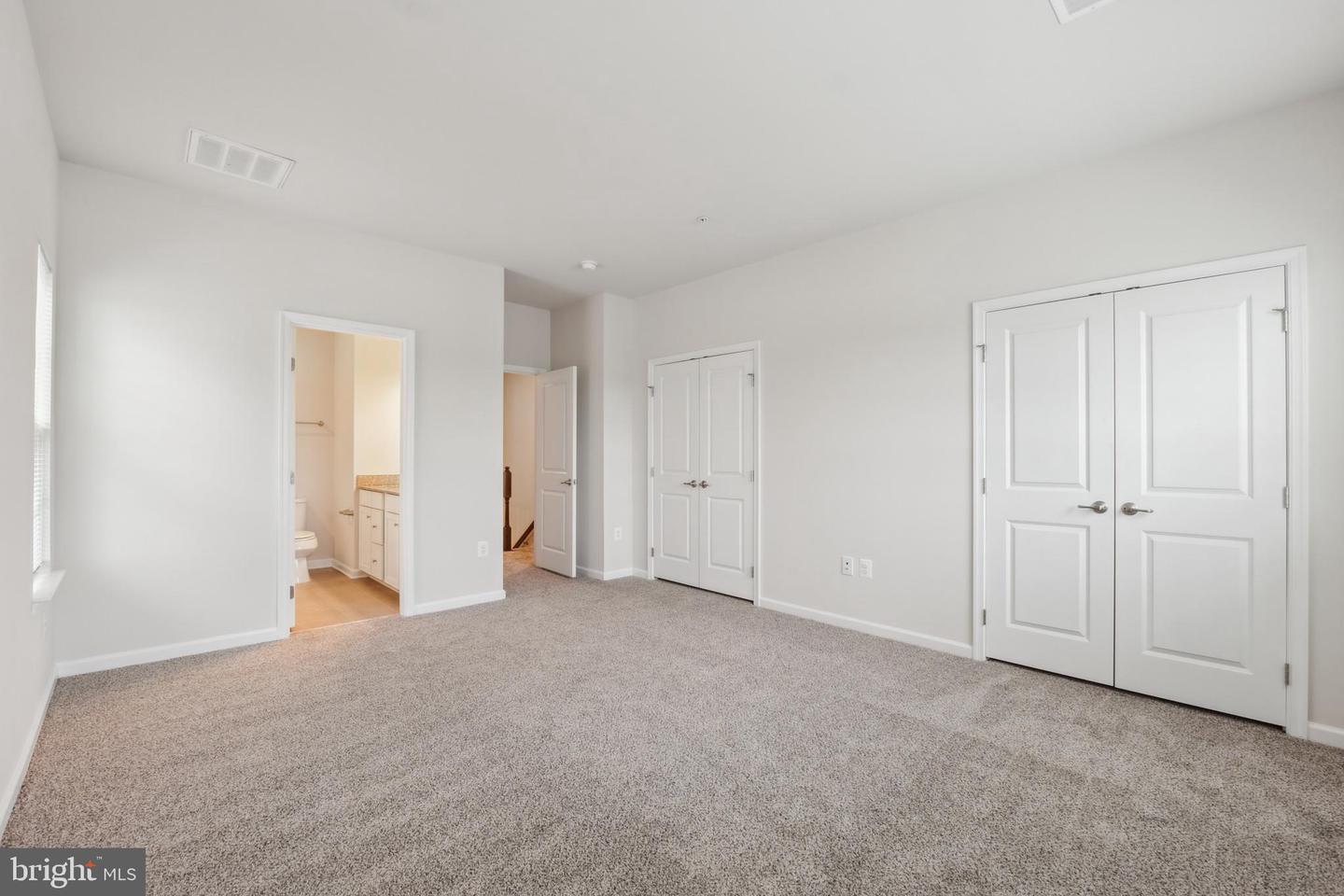 1137 TRENTON PL SE, WASHINGTON, District Of Columbia 20032, 3 Bedrooms Bedrooms, 8 Rooms Rooms,3 BathroomsBathrooms,Residential,For sale,1137 TRENTON PL SE,DCDC2196422 MLS # DCDC2196422