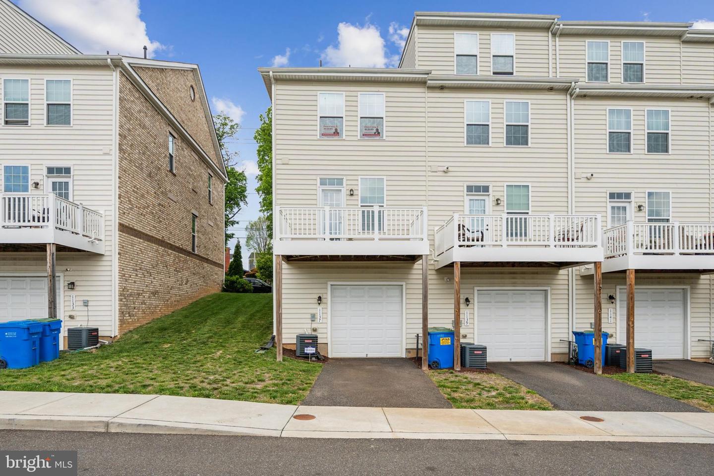 1137 TRENTON PL SE, WASHINGTON, District Of Columbia 20032, 3 Bedrooms Bedrooms, 8 Rooms Rooms,3 BathroomsBathrooms,Residential,For sale,1137 TRENTON PL SE,DCDC2196422 MLS # DCDC2196422