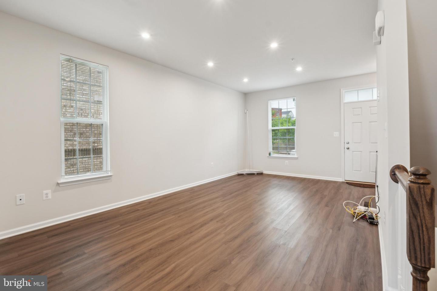 1137 TRENTON PL SE, WASHINGTON, District Of Columbia 20032, 3 Bedrooms Bedrooms, 8 Rooms Rooms,3 BathroomsBathrooms,Residential,For sale,1137 TRENTON PL SE,DCDC2196422 MLS # DCDC2196422