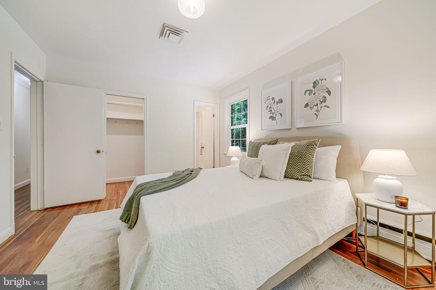 3122 VINEWOOD PL, FALLS CHURCH, Virginia 22044, 5 Bedrooms Bedrooms, ,3 BathroomsBathrooms,Residential,For sale,3122 VINEWOOD PL,VAFX2235760 MLS # VAFX2235760