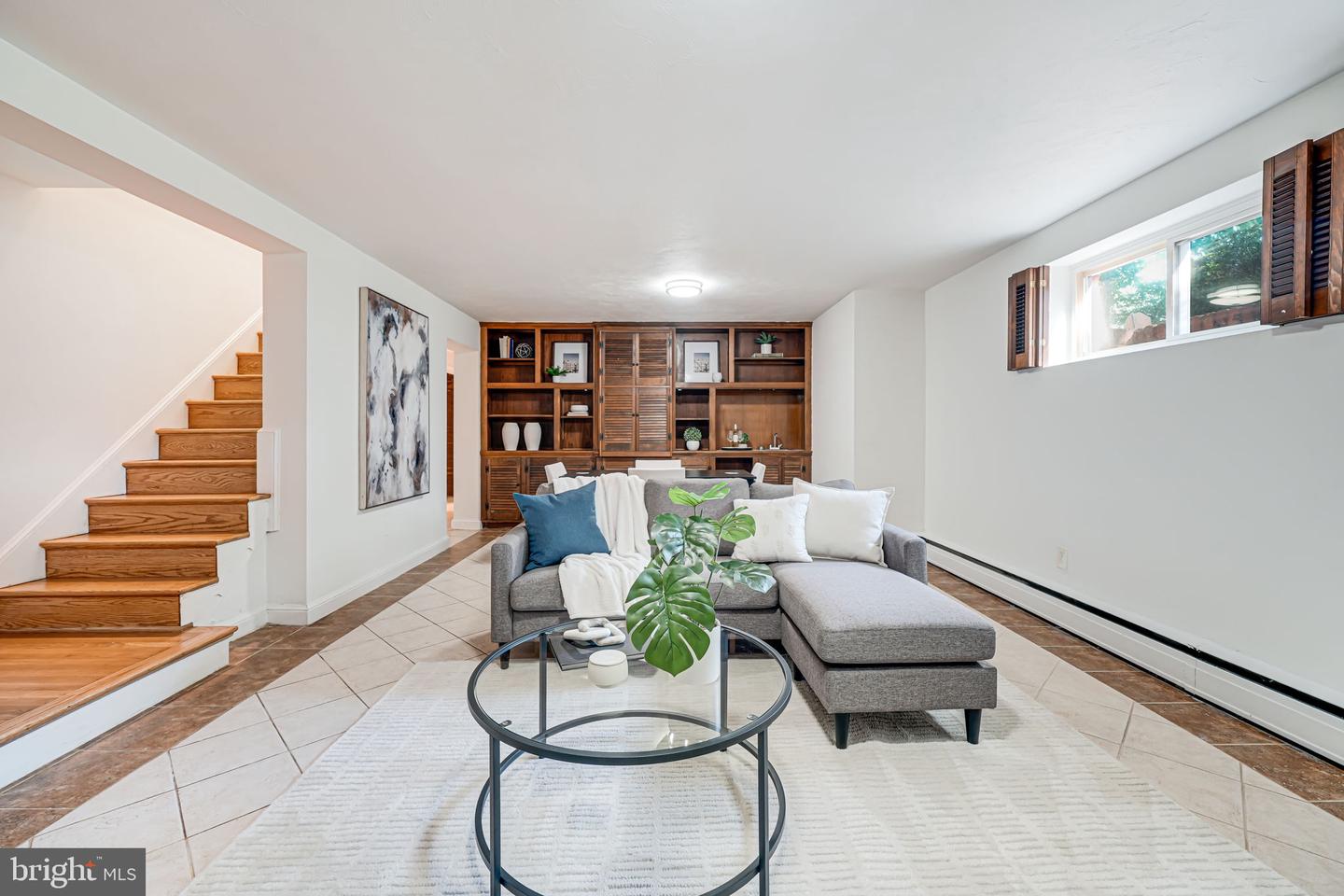3122 VINEWOOD PL, FALLS CHURCH, Virginia 22044, 5 Bedrooms Bedrooms, ,3 BathroomsBathrooms,Residential,For sale,3122 VINEWOOD PL,VAFX2235760 MLS # VAFX2235760