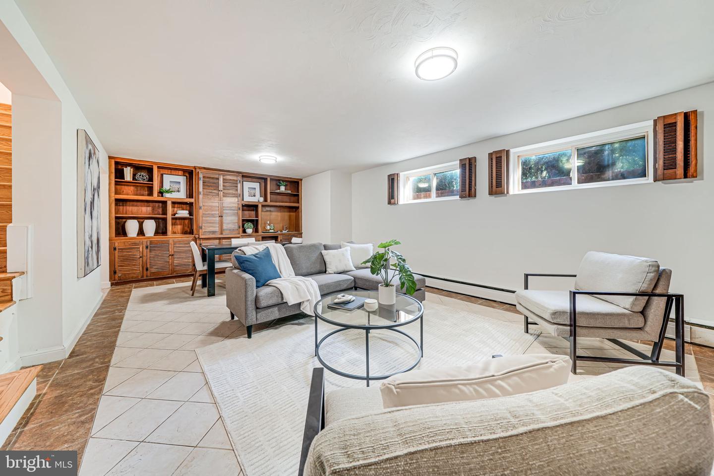 3122 VINEWOOD PL, FALLS CHURCH, Virginia 22044, 5 Bedrooms Bedrooms, ,3 BathroomsBathrooms,Residential,For sale,3122 VINEWOOD PL,VAFX2235760 MLS # VAFX2235760