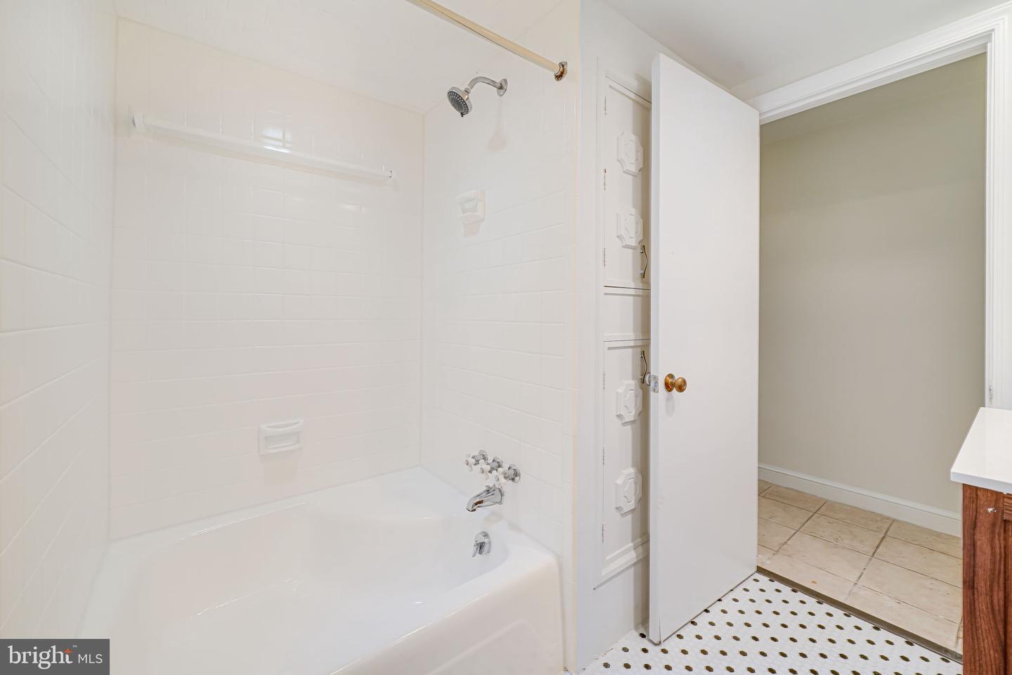 3122 VINEWOOD PL, FALLS CHURCH, Virginia 22044, 5 Bedrooms Bedrooms, ,3 BathroomsBathrooms,Residential,For sale,3122 VINEWOOD PL,VAFX2235760 MLS # VAFX2235760