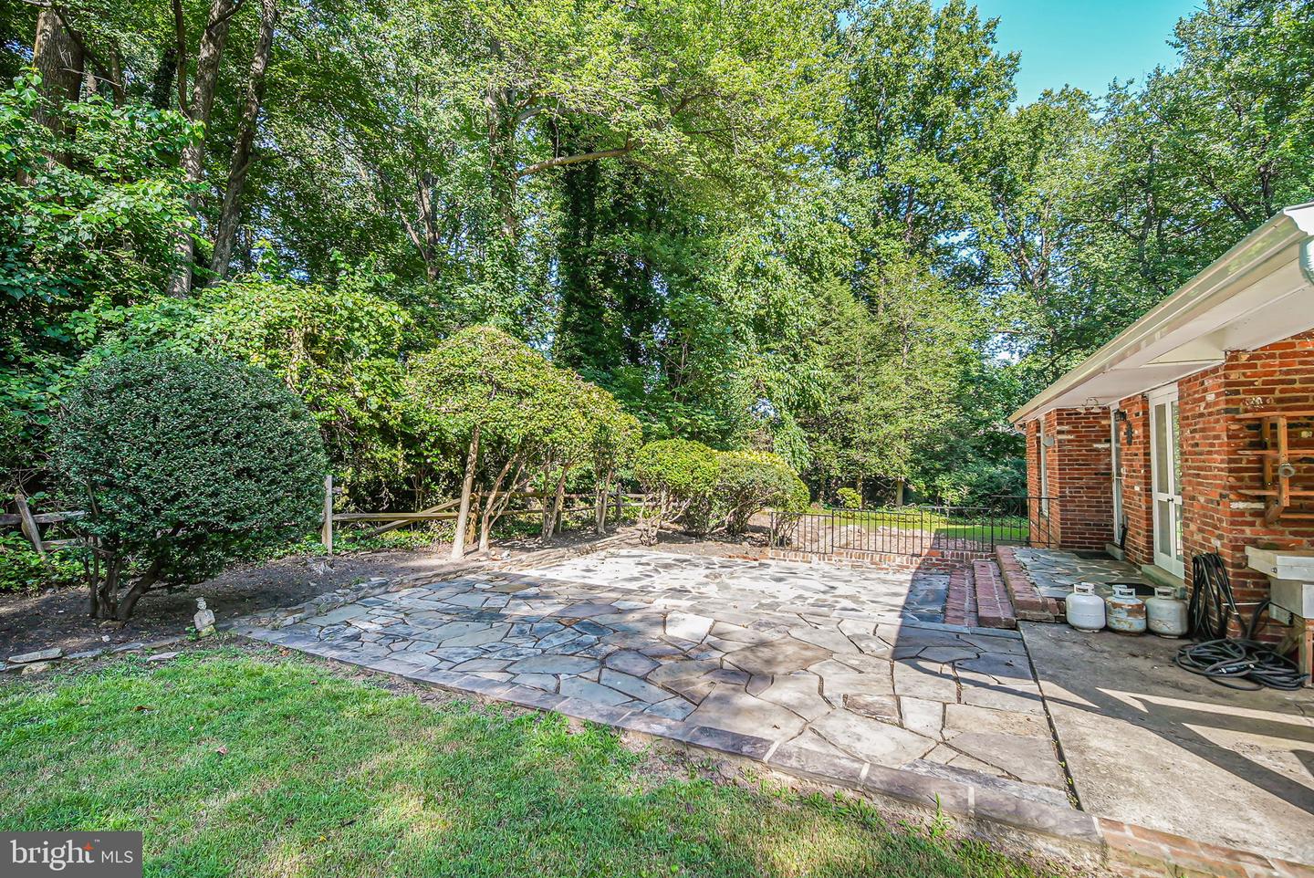 3122 VINEWOOD PL, FALLS CHURCH, Virginia 22044, 5 Bedrooms Bedrooms, ,3 BathroomsBathrooms,Residential,For sale,3122 VINEWOOD PL,VAFX2235760 MLS # VAFX2235760