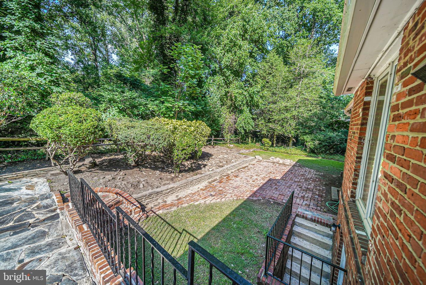 3122 VINEWOOD PL, FALLS CHURCH, Virginia 22044, 5 Bedrooms Bedrooms, ,3 BathroomsBathrooms,Residential,For sale,3122 VINEWOOD PL,VAFX2235760 MLS # VAFX2235760