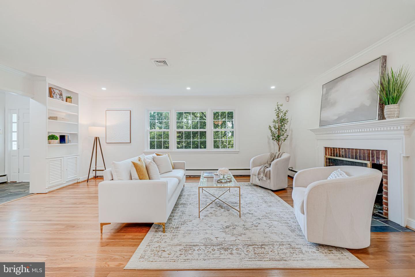 3122 VINEWOOD PL, FALLS CHURCH, Virginia 22044, 5 Bedrooms Bedrooms, ,3 BathroomsBathrooms,Residential,For sale,3122 VINEWOOD PL,VAFX2235760 MLS # VAFX2235760