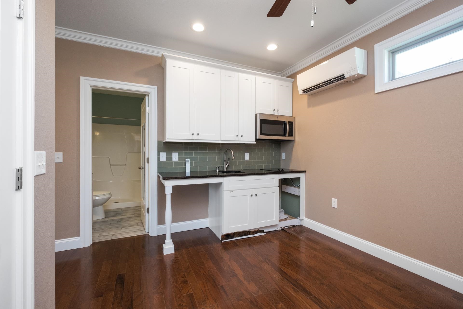 4470 RIDGECREST CT, ROCKINGHAM, Virginia 22901, 5 Bedrooms Bedrooms, ,5 BathroomsBathrooms,Residential,Brick beauty on a private cul-de-sac,4470 RIDGECREST CT,665487 MLS # 665487