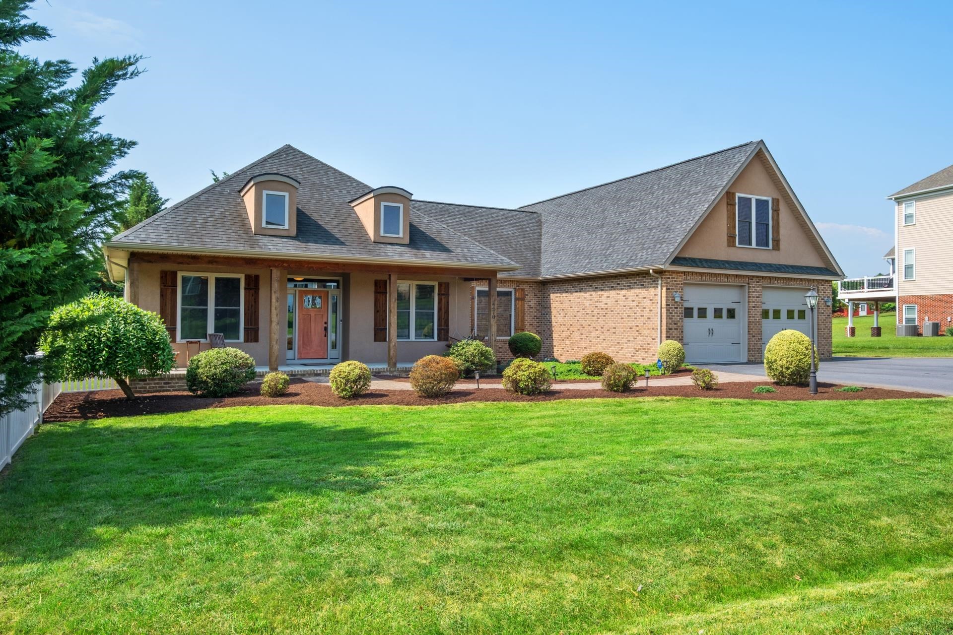 4470 RIDGECREST CT, ROCKINGHAM, Virginia 22901, 5 Bedrooms Bedrooms, ,5 BathroomsBathrooms,Residential,Brick beauty on a private cul-de-sac,4470 RIDGECREST CT,665487 MLS # 665487