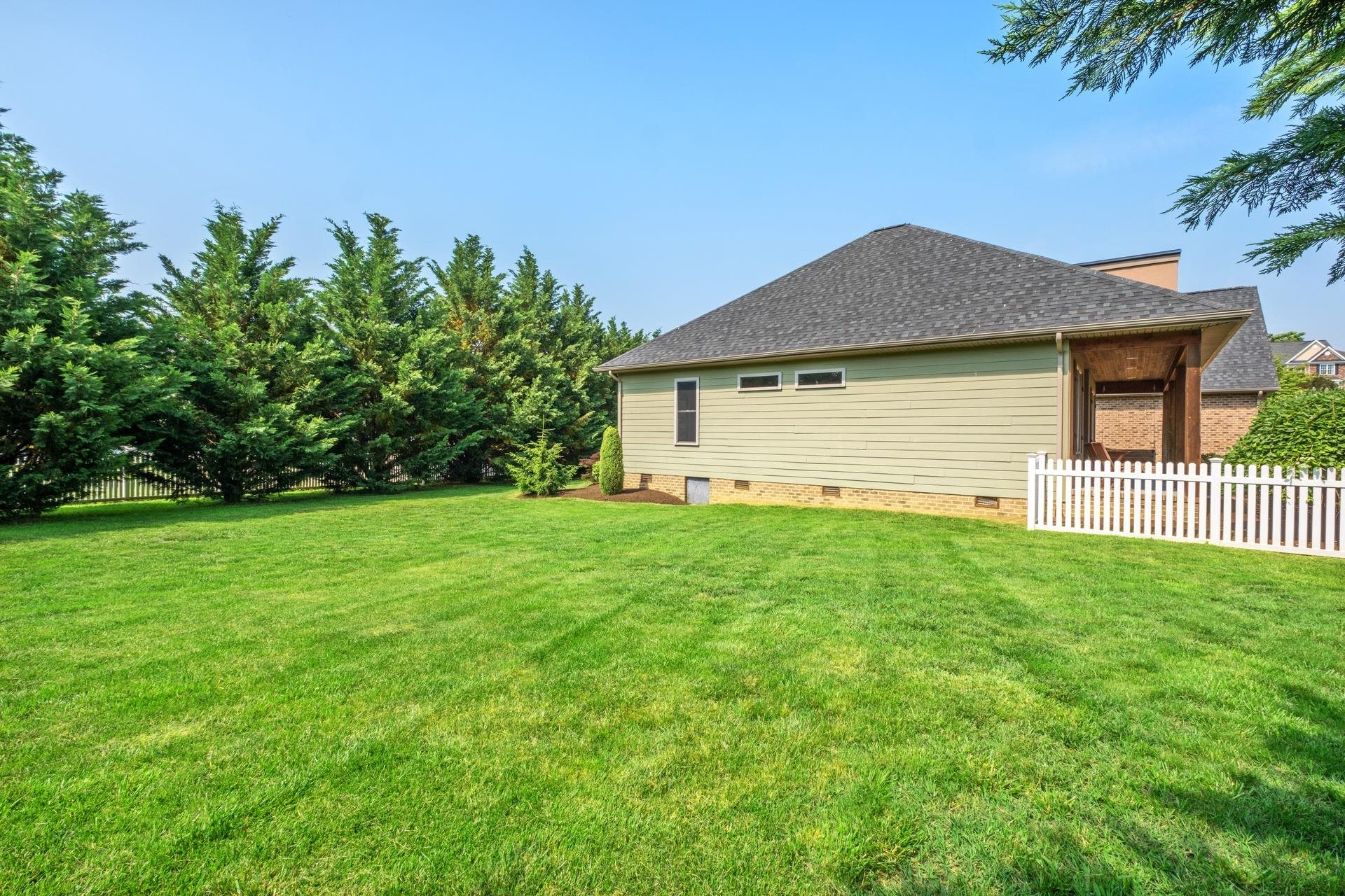 4470 RIDGECREST CT, ROCKINGHAM, Virginia 22901, 5 Bedrooms Bedrooms, ,5 BathroomsBathrooms,Residential,Brick beauty on a private cul-de-sac,4470 RIDGECREST CT,665487 MLS # 665487