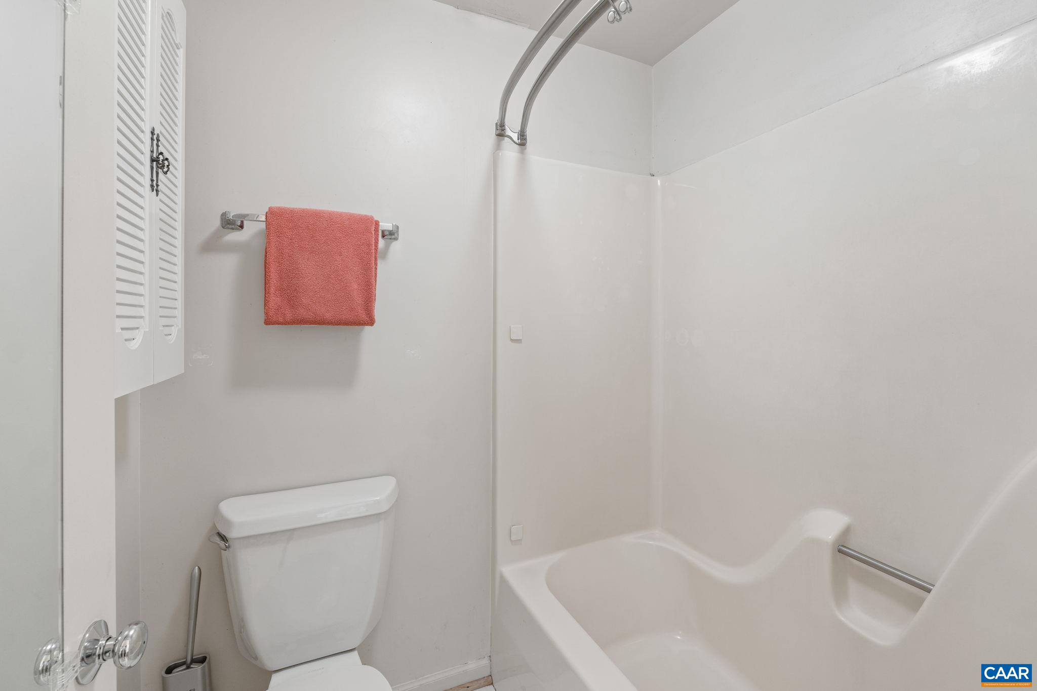 4870 MECHUMS RIVER RD, CHARLOTTESVILLE, Virginia 22901, 4 Bedrooms Bedrooms, ,2 BathroomsBathrooms,Residential,4870 MECHUMS RIVER RD,666102 MLS # 666102