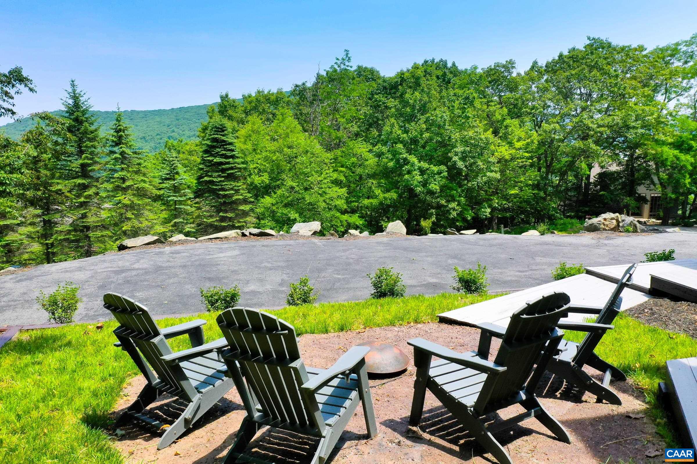 Mountain and valley views from the firepit!