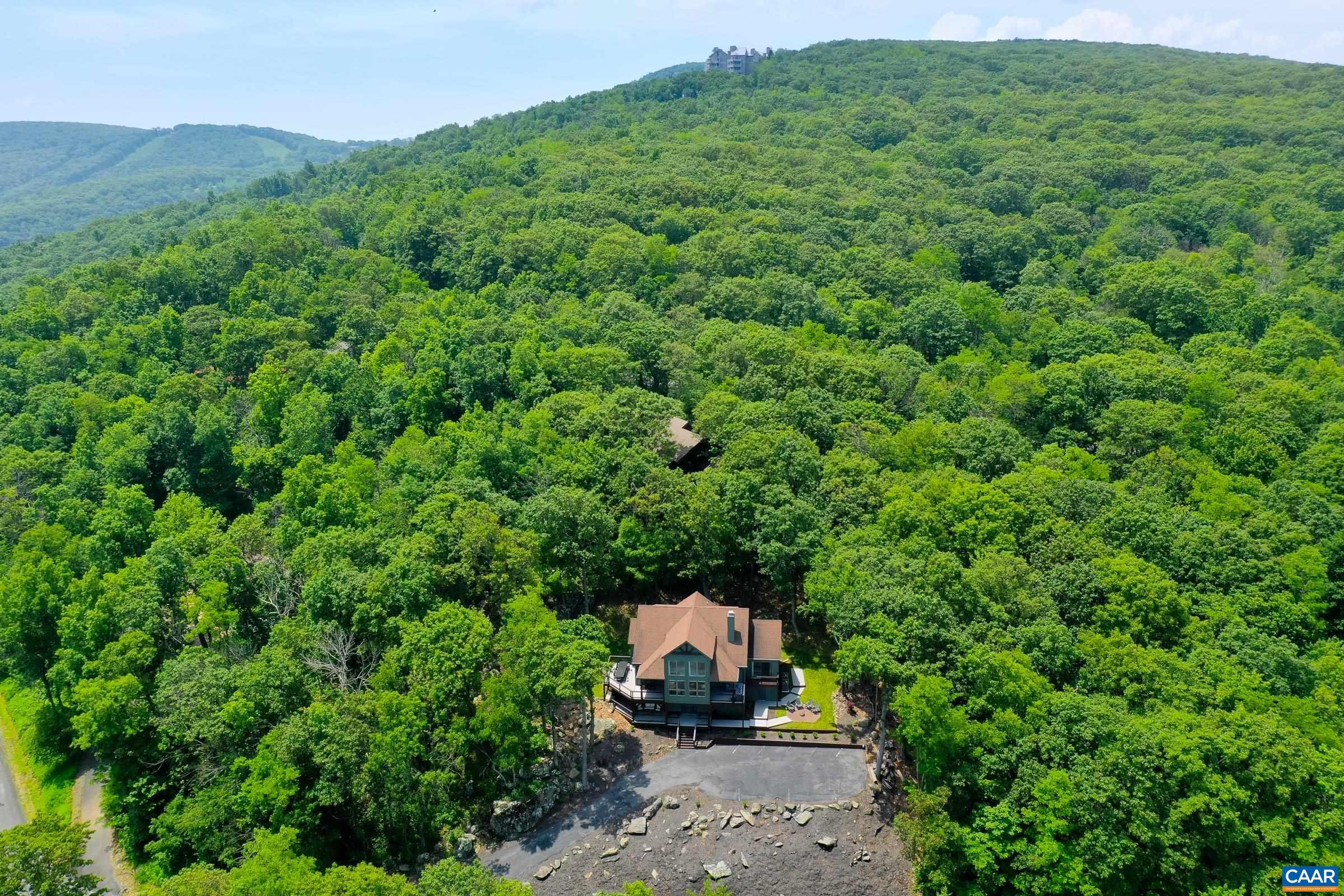 236 CRAWFORDS EDGE, ROSELAND, Virginia 22967, 5 Bedrooms Bedrooms, ,4 BathroomsBathrooms,Residential,236 CRAWFORDS EDGE,666160 MLS # 666160