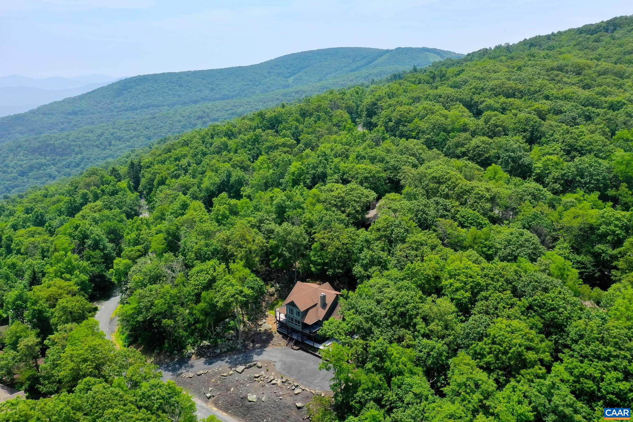 236 CRAWFORDS EDGE, ROSELAND, Virginia 22967, 5 Bedrooms Bedrooms, ,4 BathroomsBathrooms,Residential,236 CRAWFORDS EDGE,666160 MLS # 666160