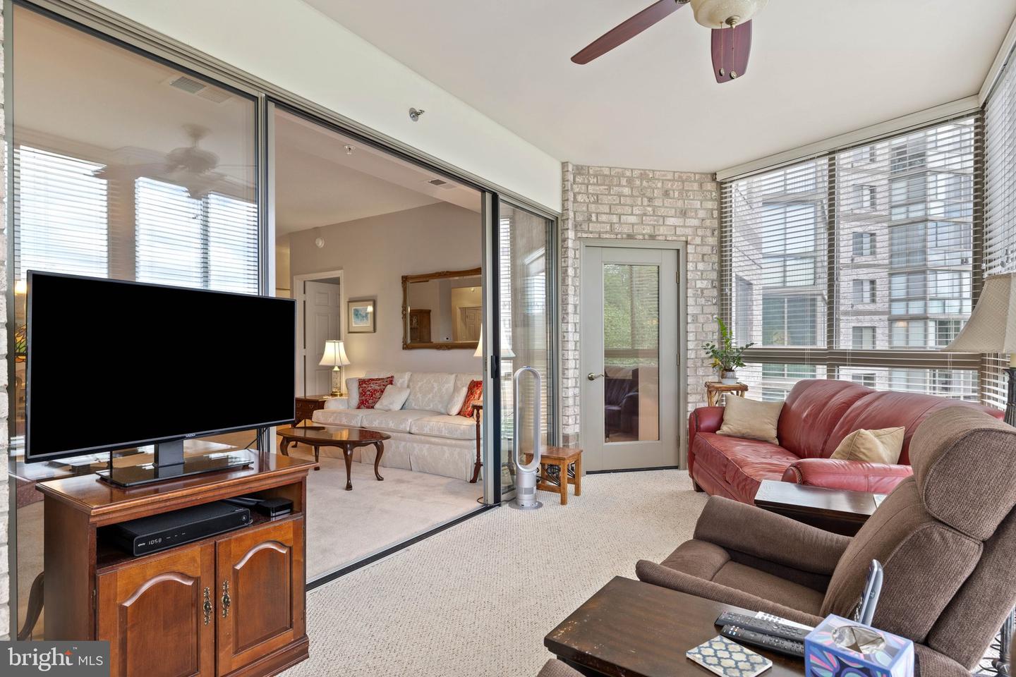 19355 CYPRESS RIDGE TER #401, LEESBURG, Virginia 20176, 3 Bedrooms Bedrooms, ,2 BathroomsBathrooms,Residential,For sale,19355 CYPRESS RIDGE TER #401,VALO2096392 MLS # VALO2096392