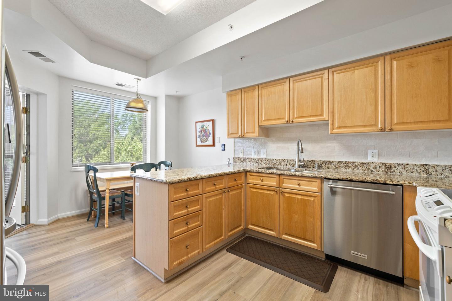 19355 CYPRESS RIDGE TER #401, LEESBURG, Virginia 20176, 3 Bedrooms Bedrooms, ,2 BathroomsBathrooms,Residential,For sale,19355 CYPRESS RIDGE TER #401,VALO2096392 MLS # VALO2096392