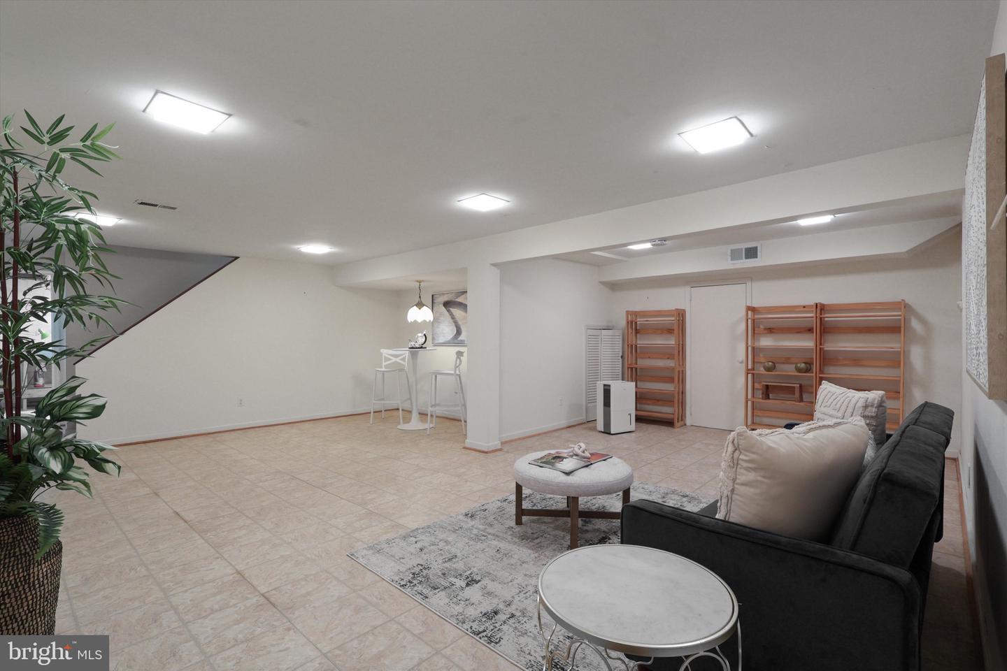4310 DAHILL PL, ALEXANDRIA, Virginia 22312, 4 Bedrooms Bedrooms, ,2 BathroomsBathrooms,Residential,For sale,4310 DAHILL PL,VAFX2240874 MLS # VAFX2240874