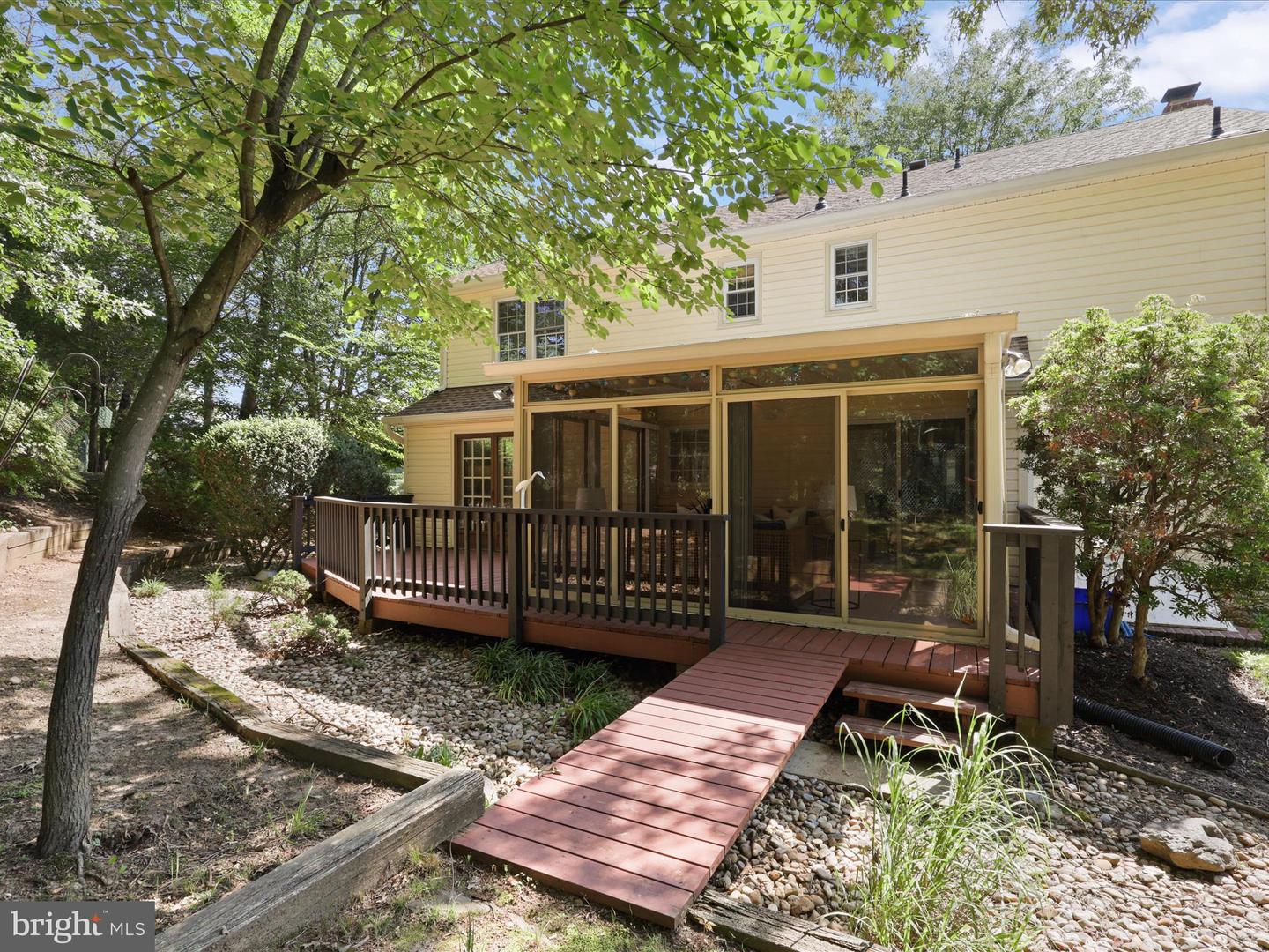 4310 DAHILL PL, ALEXANDRIA, Virginia 22312, 4 Bedrooms Bedrooms, ,2 BathroomsBathrooms,Residential,For sale,4310 DAHILL PL,VAFX2240874 MLS # VAFX2240874